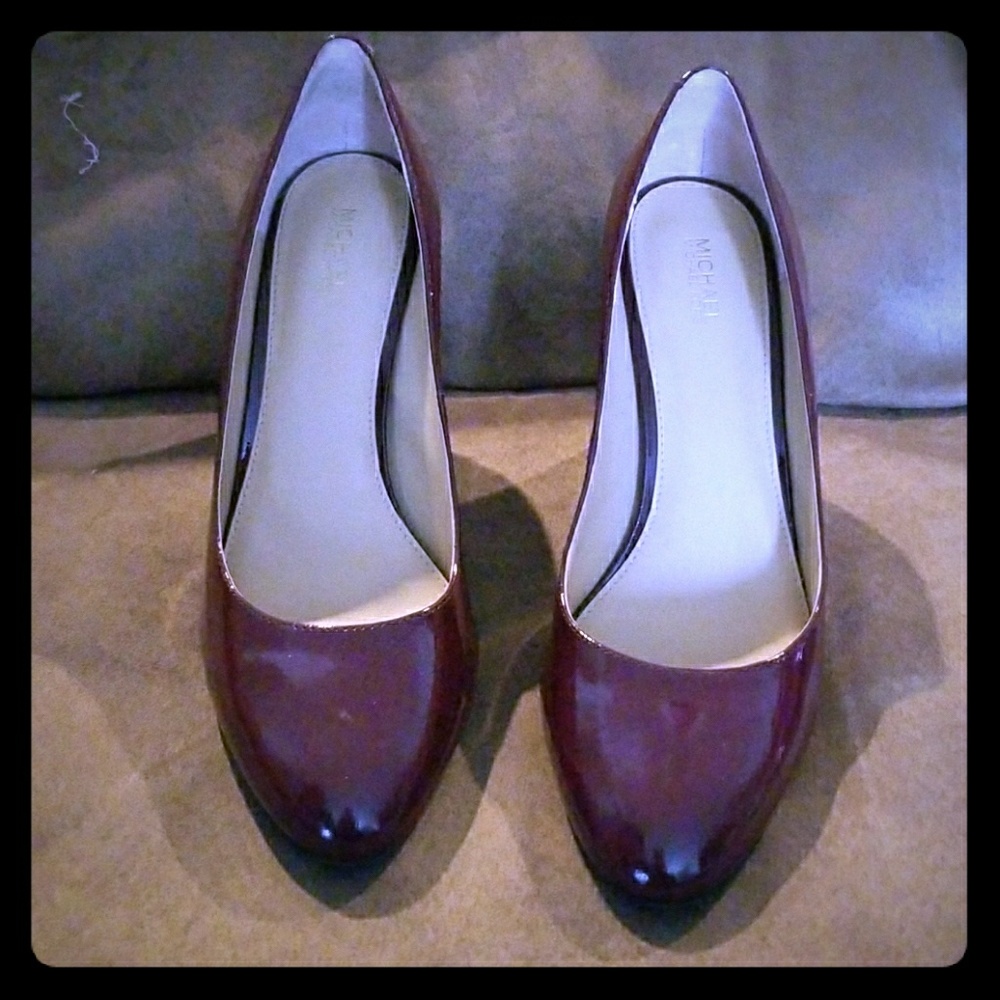 Michael Lors Plum High Heels 4in Women size 8.5